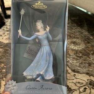 Hallmark Keepsake Ornament | Frostlite Faeries Collection | Queen Aurora - NIB
